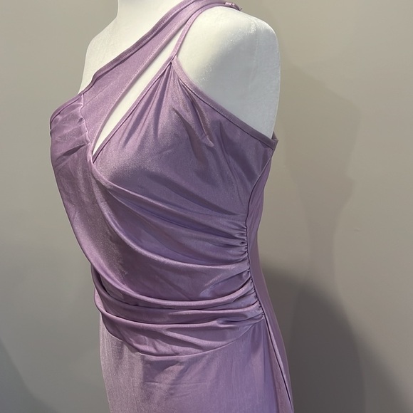 ⭐️OFF Shoulder Maxi Slit Front Dress⭐️ - Picture 5 of 7